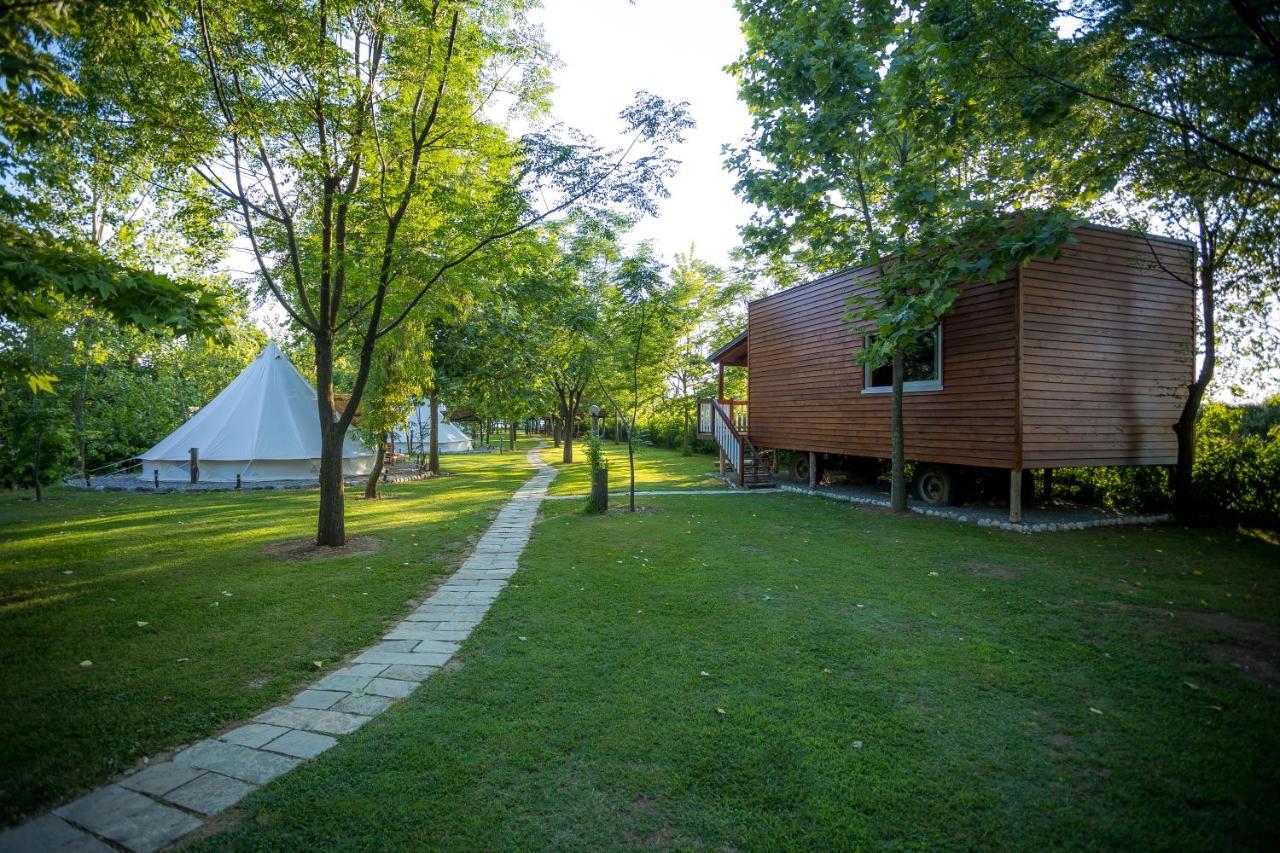 Lake Shkodra Resort Grile Экстерьер фото